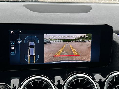 Certified 2025 Mercedes-Benz GLA 250 image 15