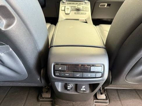 Used 2021 Hyundai Palisade SEL w/ Premium Package image 21