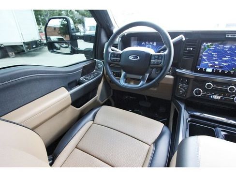 Used 2026 Ford F350 Lariat w/ Chrome Package AWD/4WD image 7