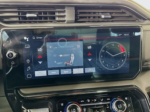 Used 2024 GMC Sierra 1500 AT4 image 43