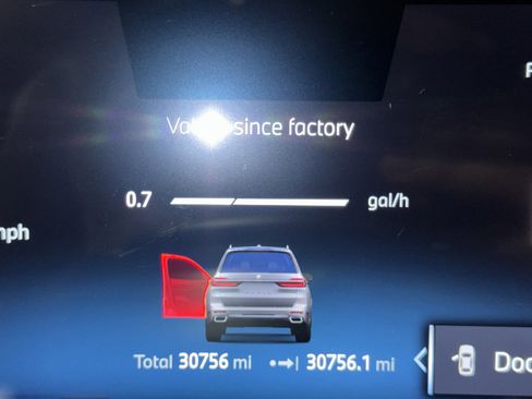 Used 2024 BMW X7 xDrive40i image 24