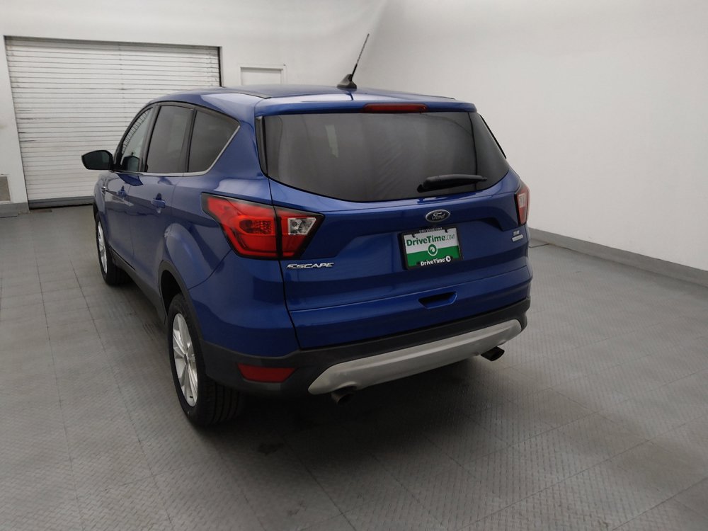 Used 2019 Ford Escape SE FWD image 6