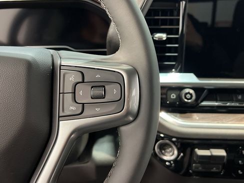 New 2025 Chevrolet Silverado 2500 LTZ w/ LTZ Convenience Package image 32