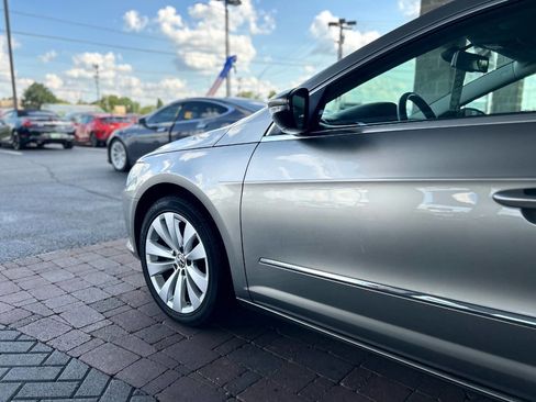 Used 2012 Volkswagen CC Sport FWD image 8