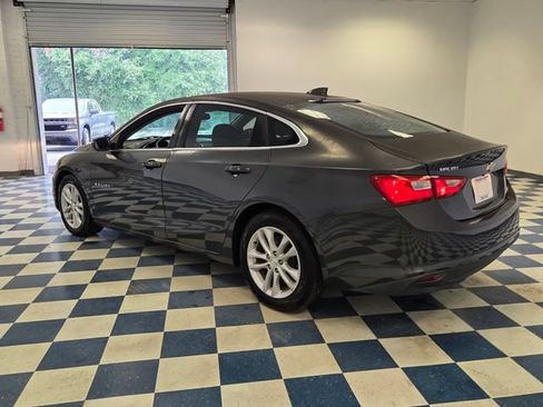 Used 2016 Chevrolet Malibu LT FWD image 9