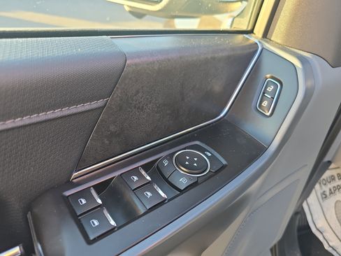 Used 2024 Ford F150 XLT w/ Mobile Office Package image 19