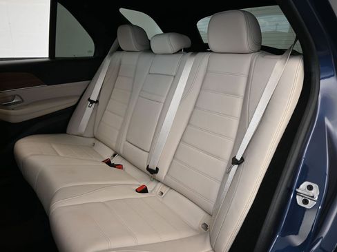 Used 2024 Mercedes-Benz GLE 450e 4MATIC image 46