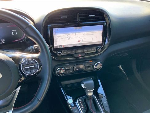 Used 2023 Kia Soul GT-Line w/ GT-Line Technology Package image 6