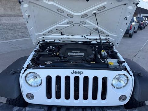 Used 2018 Jeep Wrangler Unlimited Sport S AWD/4WD image 20