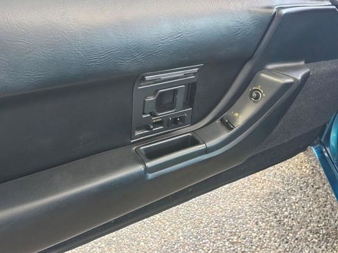 Used 1992 Chevrolet Corvette Convertible RWD image 23