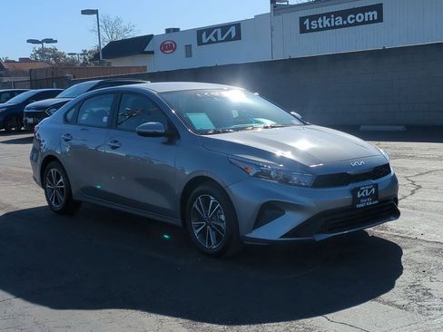 Certified 2024 Kia Forte LXS w/ LXS Technology Package image 3