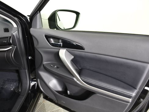 Used 2024 Mitsubishi Eclipse Cross SE AWD/4WD image 38