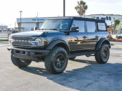 Certified 2022 Ford Bronco Badlands AWD/4WD image 3