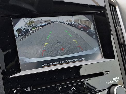 Used 2023 Subaru Crosstrek 2.0i Premium image 18