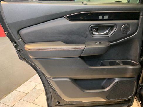 Used 2023 Honda Pilot TrailSport image 49