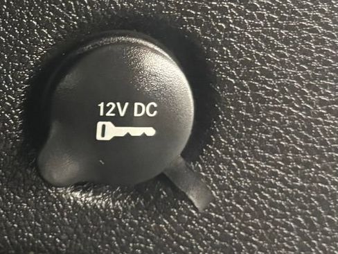 Used 2021 Jeep Grand Cherokee Limited w/ Luxury Group II RWD image 34