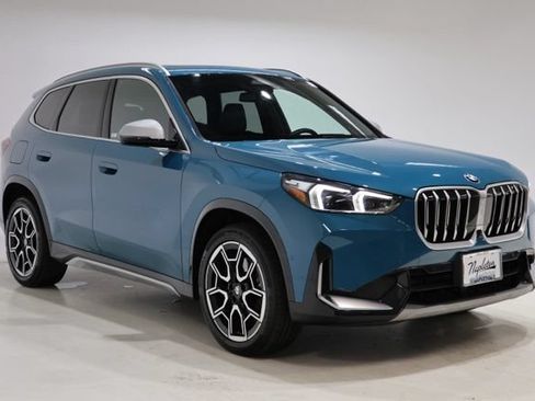 Used 2023 BMW X1 xDrive28i w/ Premium Package AWD/4WD image 1
