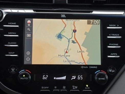 Used 2020 Toyota Camry XSE w/ Navigation Package FWD image 26