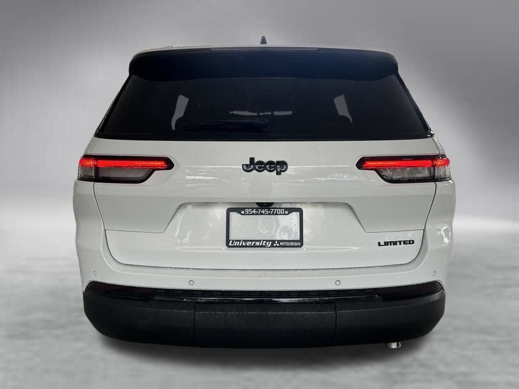 Used 2024 Jeep Grand Cherokee L Limited w/ Black Appearance Package RWD image 31