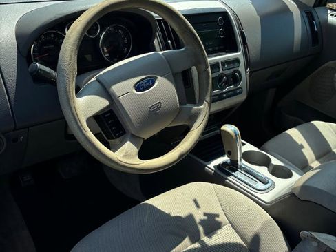 Used 2010 Ford Edge SE FWD image 16