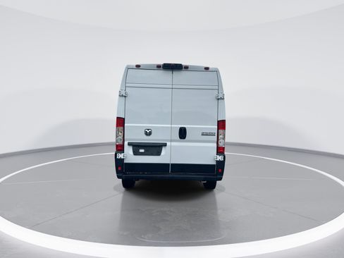 Used 2026 RAM ProMaster 2500 w/ Convenience Group FWD image 8