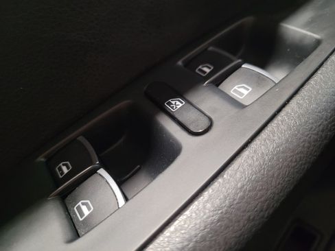 Used 2014 Volkswagen Jetta SE FWD image 27