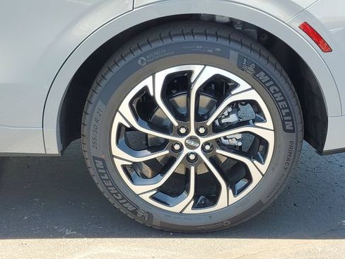 New 2026 Lincoln Nautilus Reserve AWD/4WD image 8