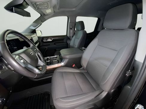 Used 2023 Chevrolet Silverado 1500 RST w/ Z71 Off-Road Package AWD/4WD image 14