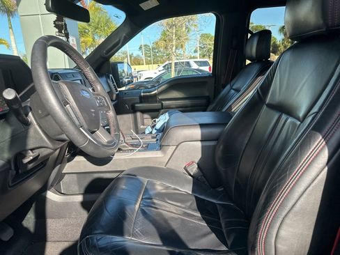 Used 2019 Ford F150 XLT w/ Equipment Group 302A Luxury image 4