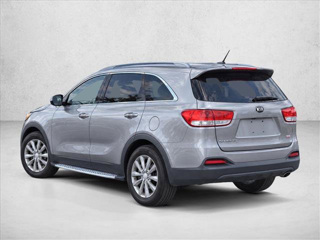 Used 2017 Kia Sorento FWD image 5
