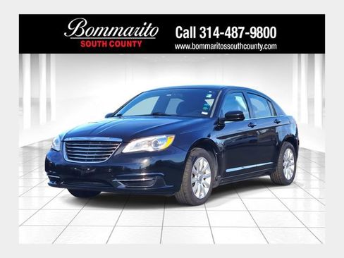 Used 2013 Chrysler 200 Touring image 1