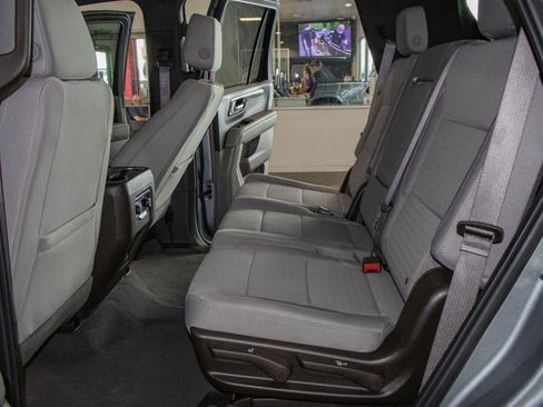 Used 2025 Chevrolet Tahoe LS image 14