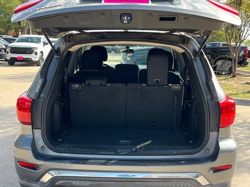 Used 2017 Nissan Pathfinder S FWD image 23