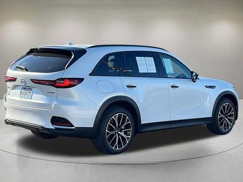 Certified 2025 MAZDA CX-70 Plug-In Hybrid w/ Premium Pkg AWD/4WD image 5