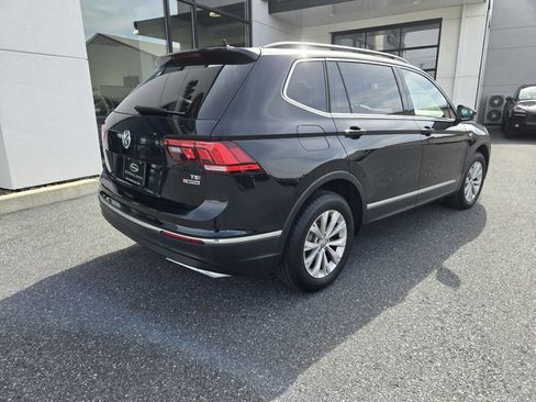 Used 2018 Volkswagen Tiguan SE image 3