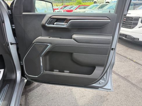 Used 2023 Chevrolet Silverado 1500 LT AWD/4WD image 22