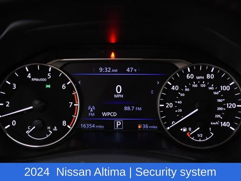 Used 2024 Nissan Altima 2.5 SR image 13