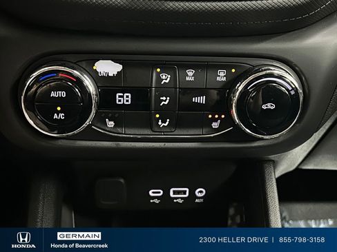 Used 2021 Chevrolet TrailBlazer LT w/ Convenience Package FWD image 24