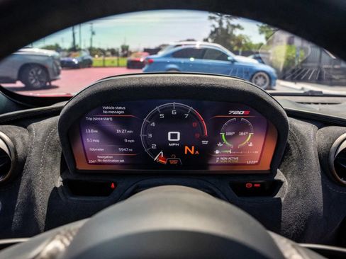 Used 2020 McLaren 720S Spider RWD image 14