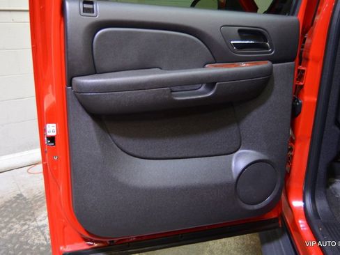 Used 2011 Chevrolet Avalanche LS RWD image 9
