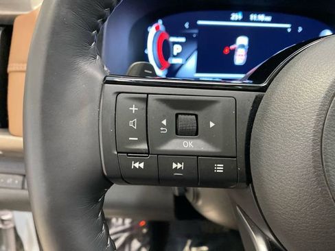 Used 2024 Nissan Pathfinder Platinum w/ Cargo Package image 21