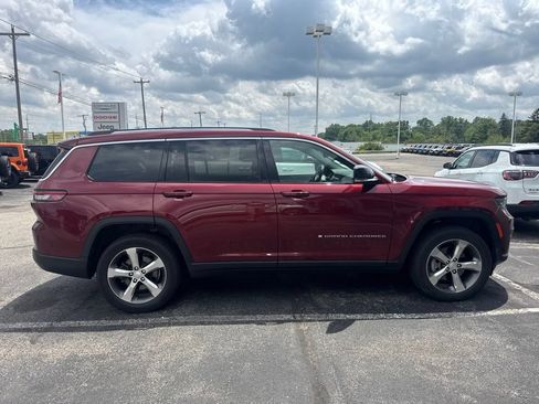 Used 2021 Jeep Grand Cherokee L Limited w/ Trailer Tow Group (B) AWD/4WD image 10