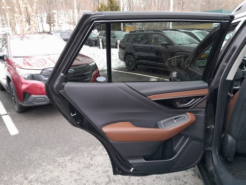 Used 2020 Subaru Outback Touring image 29