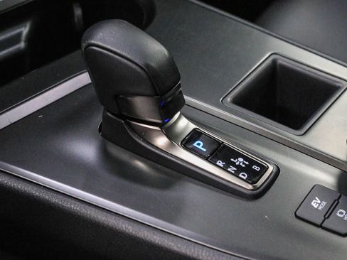 Certified 2025 Lexus UX 300h FWD w/ Accessory Package (Z2) image 20