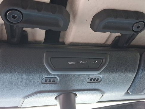 Used 2021 Jeep Gladiator Mojave image 32