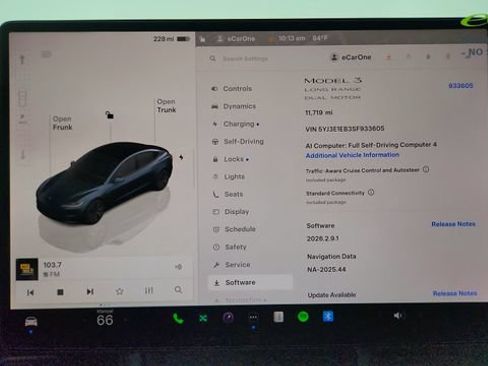 Used 2025 Tesla Model 3 Long Range AWD/4WD image 40