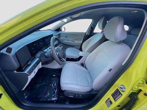 Used 2024 Hyundai Kona SEL w/ Convenience Package FWD image 16