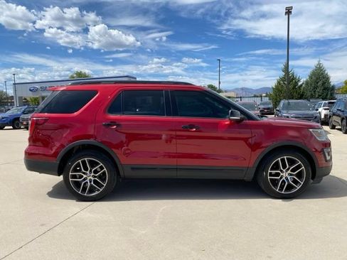 Used 2017 Ford Explorer Sport w/ Equipment Group 401A AWD/4WD image 6