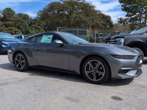 New 2025 Ford Mustang Coupe image 2