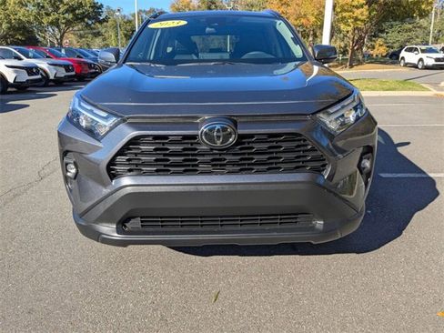 Used 2023 Toyota RAV4 XLE Premium image 3